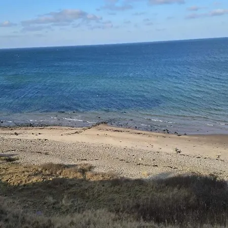 度假居 8 Person In